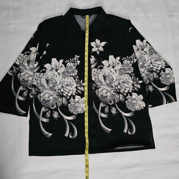 Modelia Women's Floral Print Kimono W/ Inner Sleeveless Blouse Black Size Medium - Picture 13 of 15